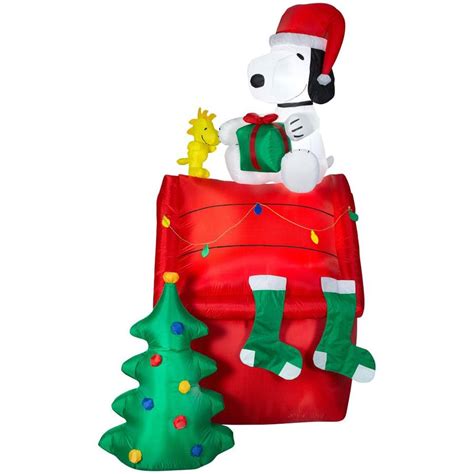 blow up christmas snoopy